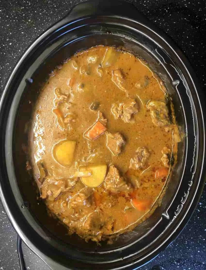 Crockpot Brisket Stew with Mushrooms - Super Easy Onepot