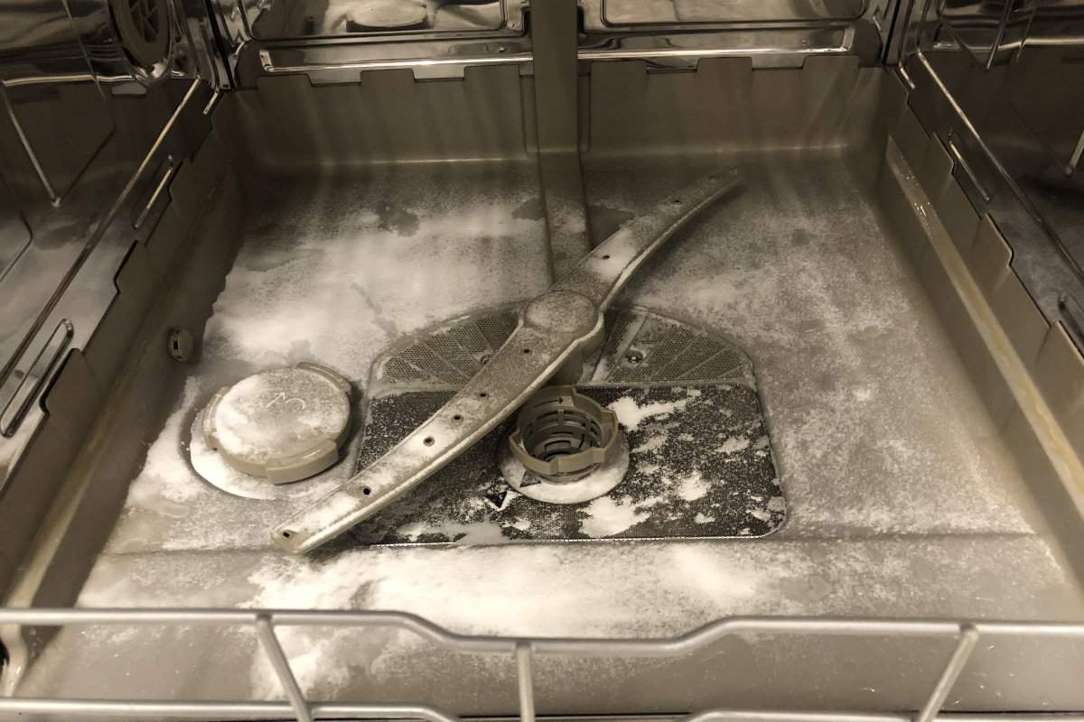 How To Clean A Dishwasher Without Vinegar ( 5 natural alternatives ...