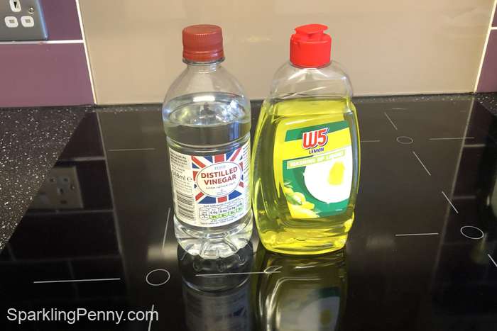vinegar and dish soap for cleaning dishcloths without bleach