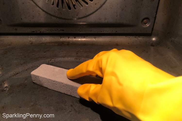 how to clean oven with a pumice stone