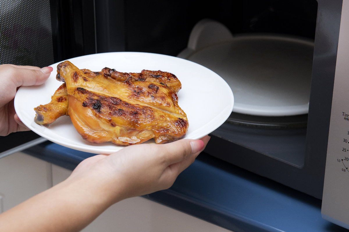 How To Reheat Chicken Breast Without Drying It Out (succulent chicken