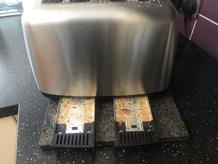 How To Clean A Chrome Toaster - Sparkling Penny