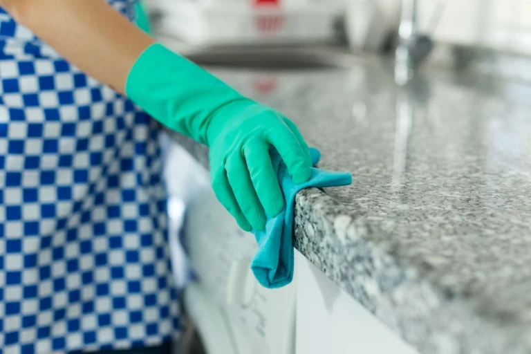 cleaning kitchen countertop without bleach