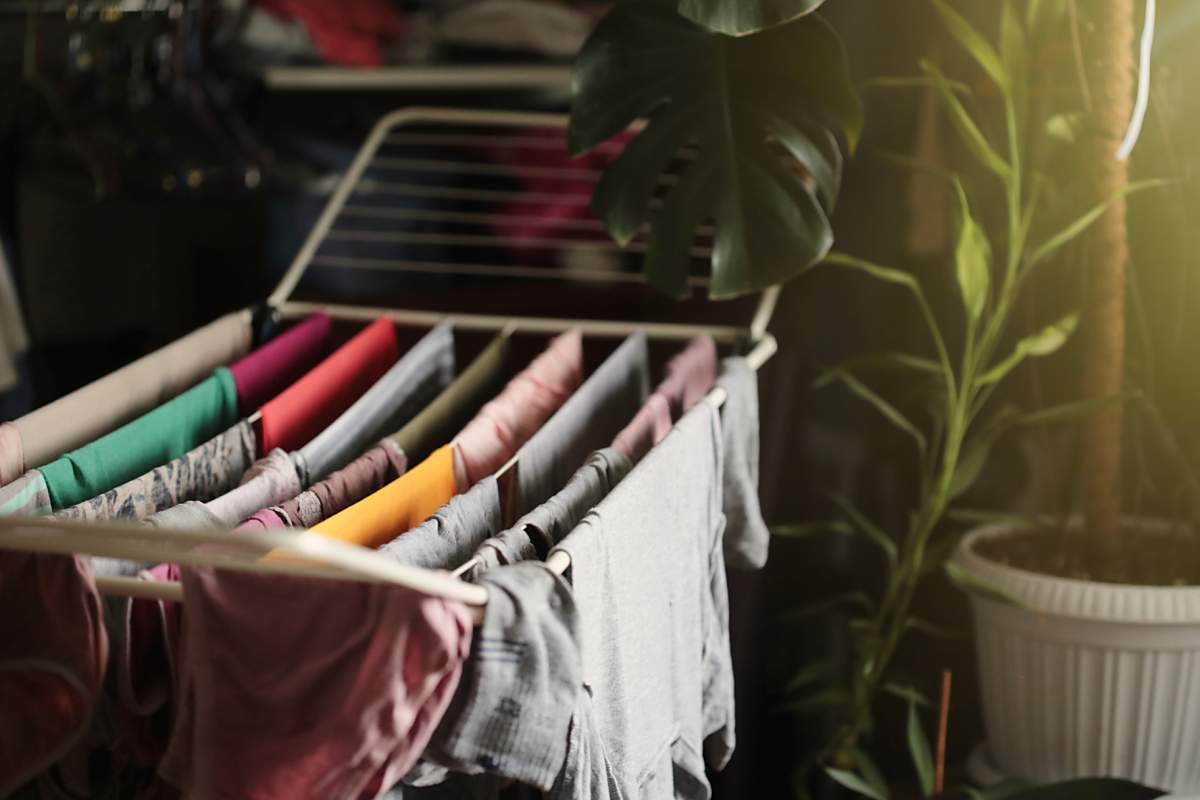 How To Dry Clothes Fast Without A Tumble Dryer Sparkling Penny